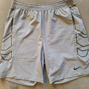 Nike Vapor gray shorts M